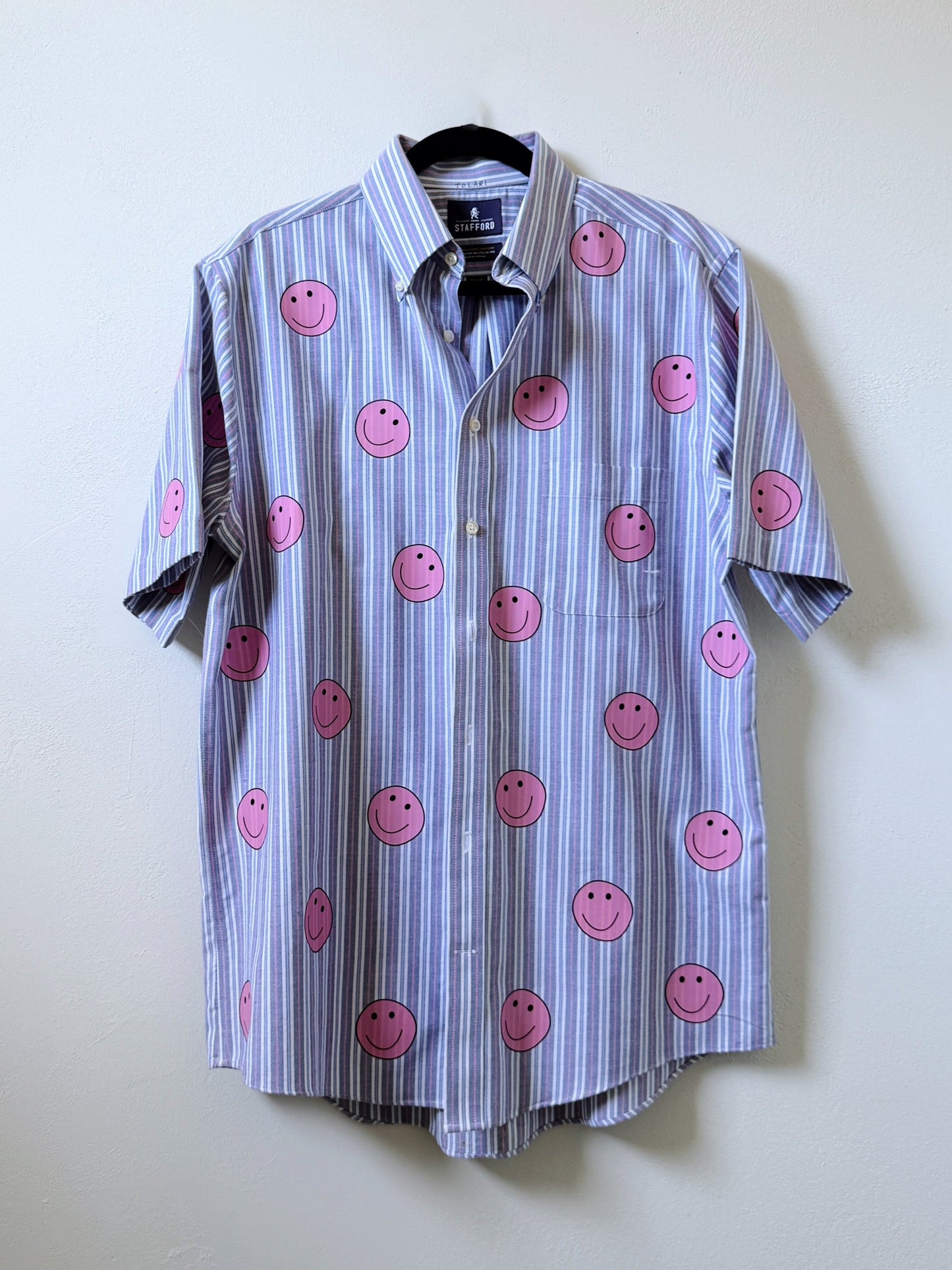 SMILEY FACE BUTTON UP SHIRT